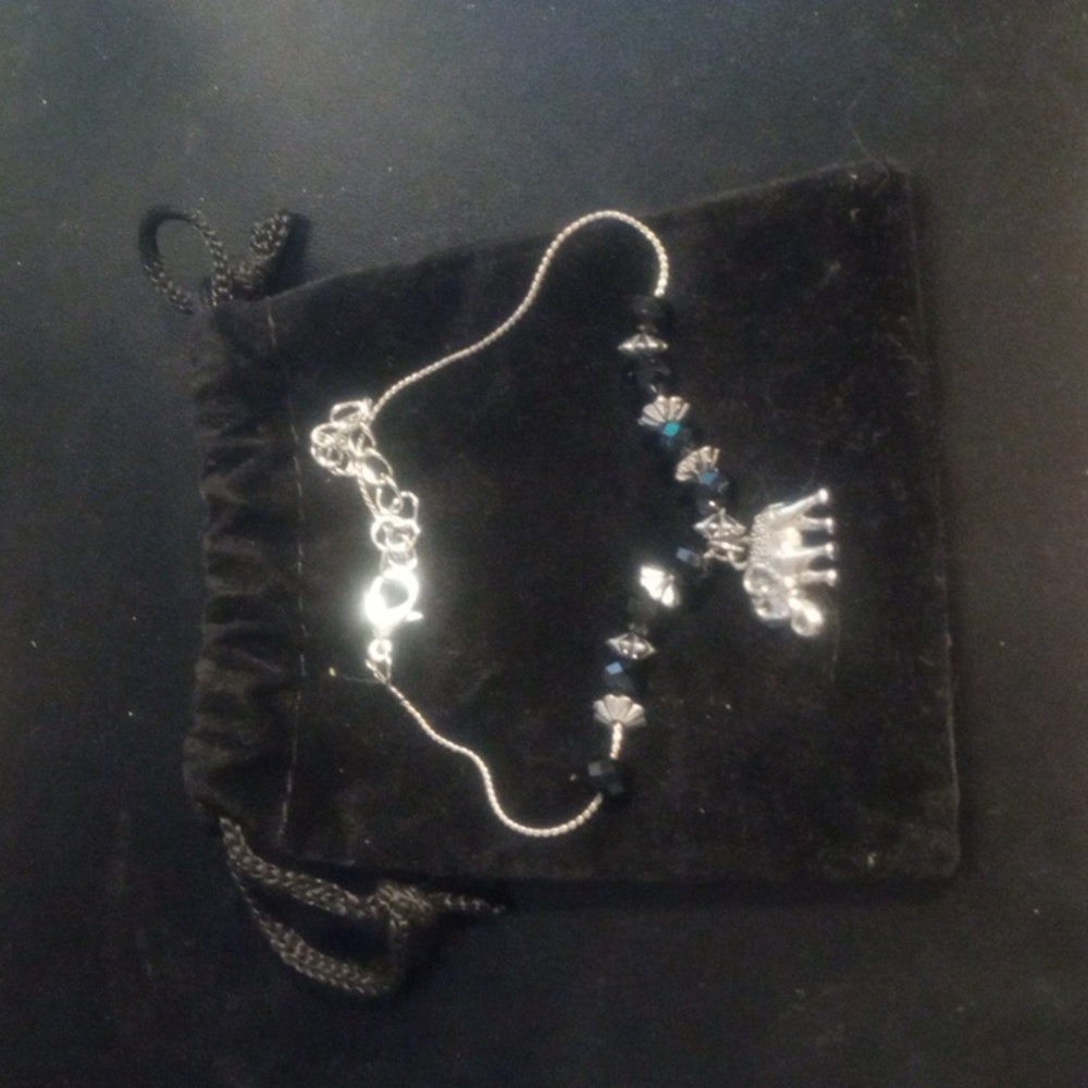 Silver Elephant Charm Bracelet with dustbag - Picture 3 of 3